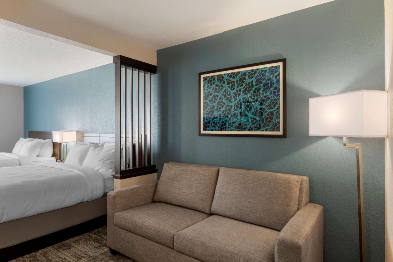 Best Western Watertown Inn & Suites Eksteriør bilde