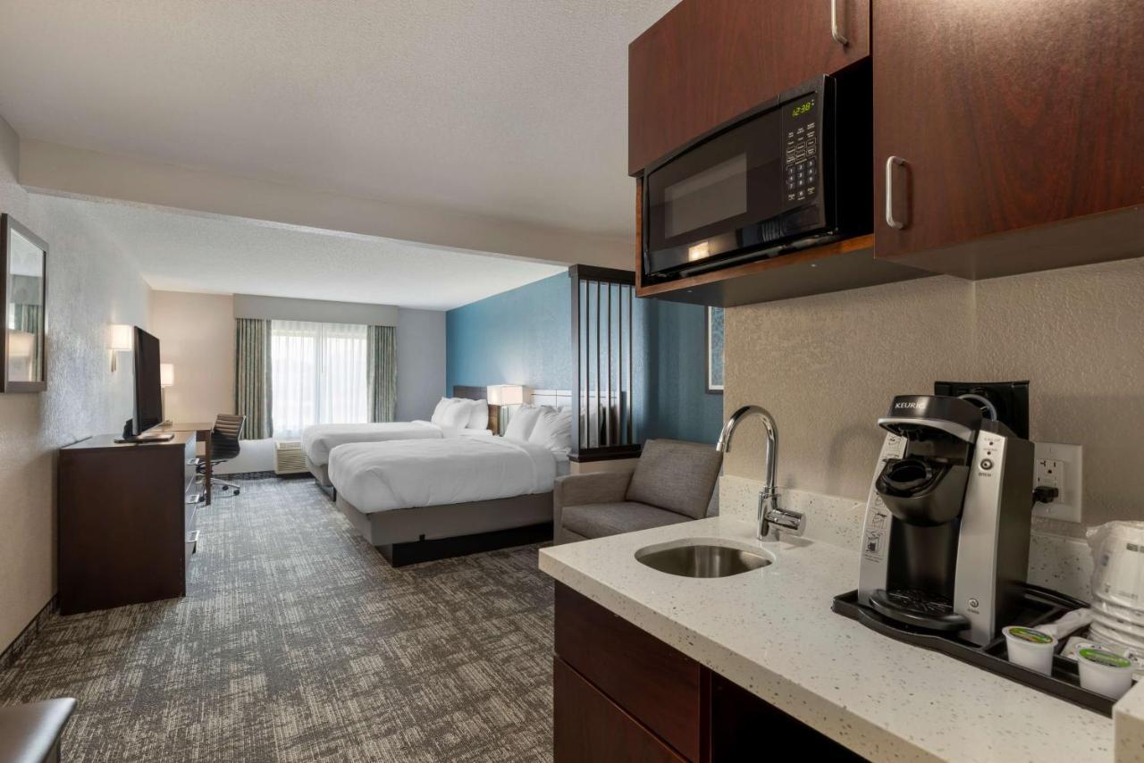 Best Western Watertown Inn & Suites Eksteriør bilde