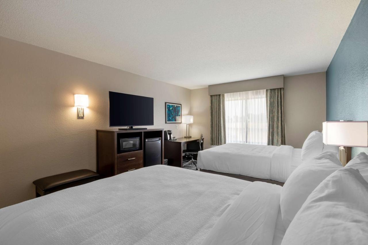 Best Western Watertown Inn & Suites Eksteriør bilde